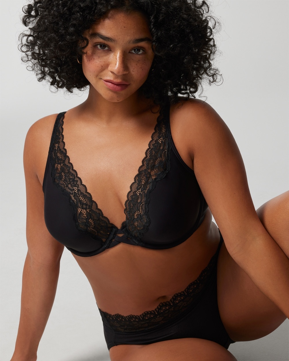 Soma Essentials Plunge Bra with Lace