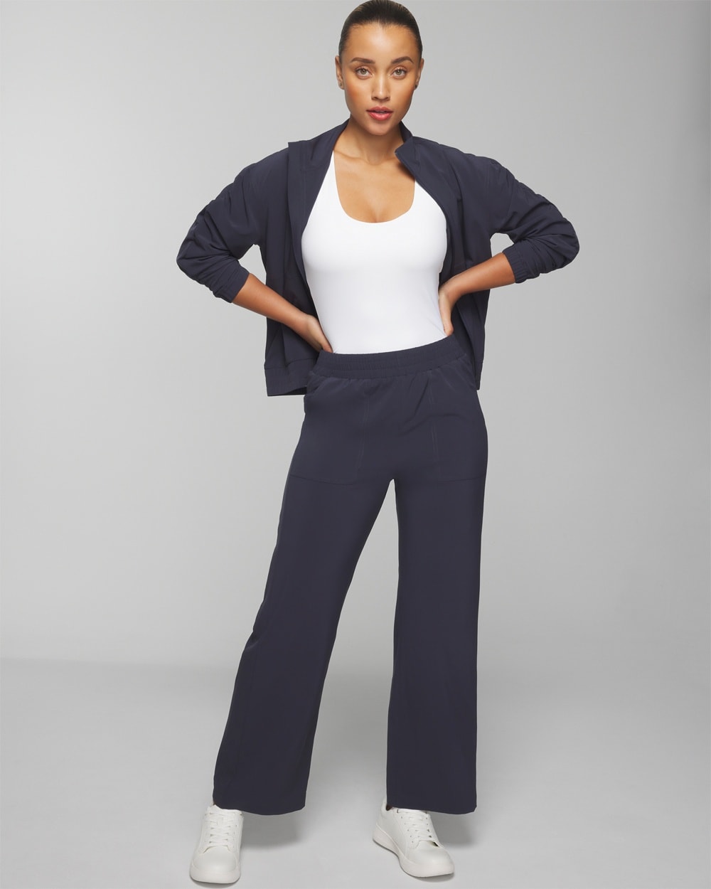 Everstretch Relaxed Wide-Leg Pants