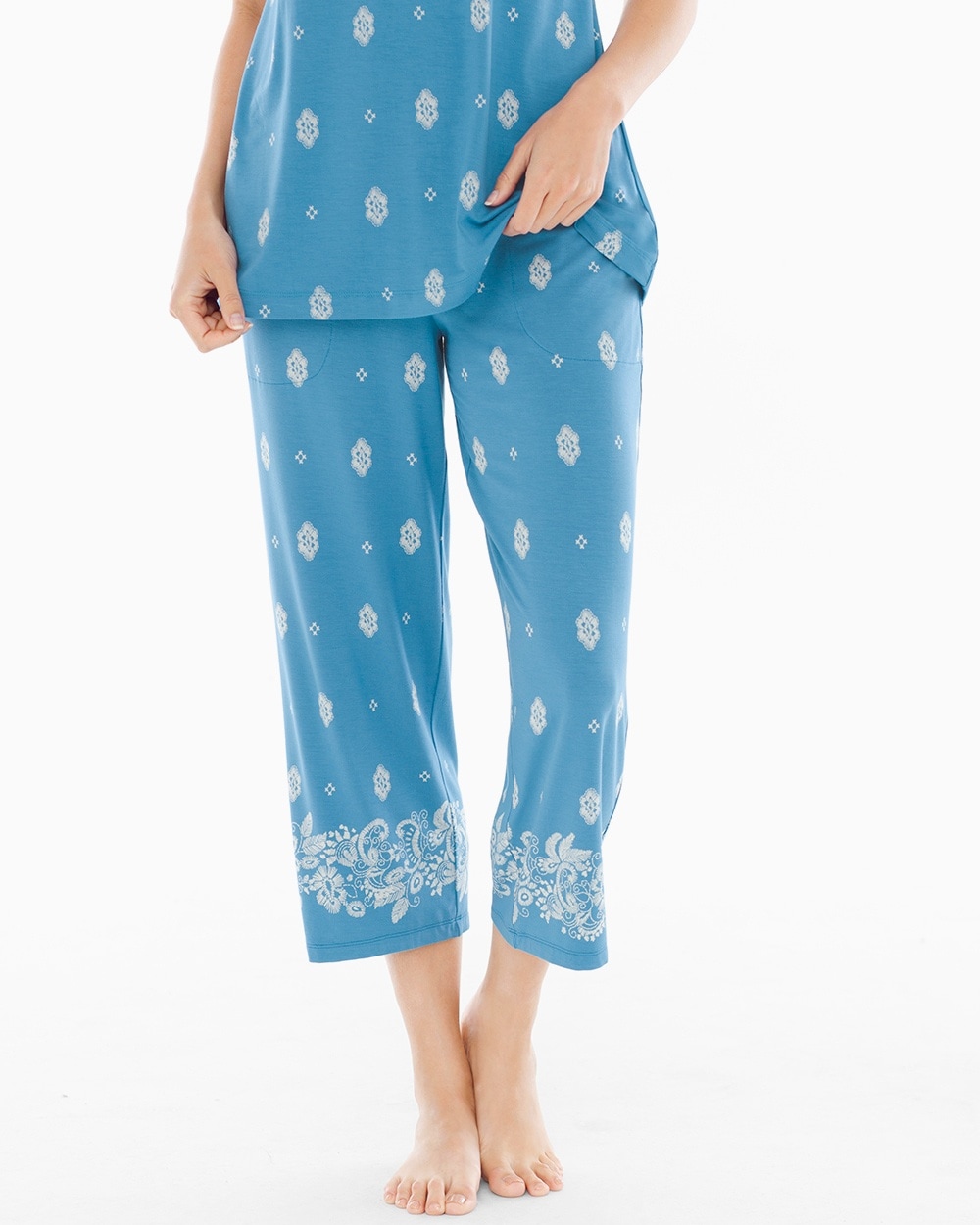Embraceable Cool Nights Pajama Crop Pants Joyous Border Peacock