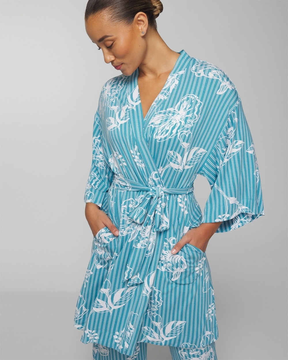Soma Women's Cool Nights Short Robe In Light Blue Size 2xl |  In Blue Floral