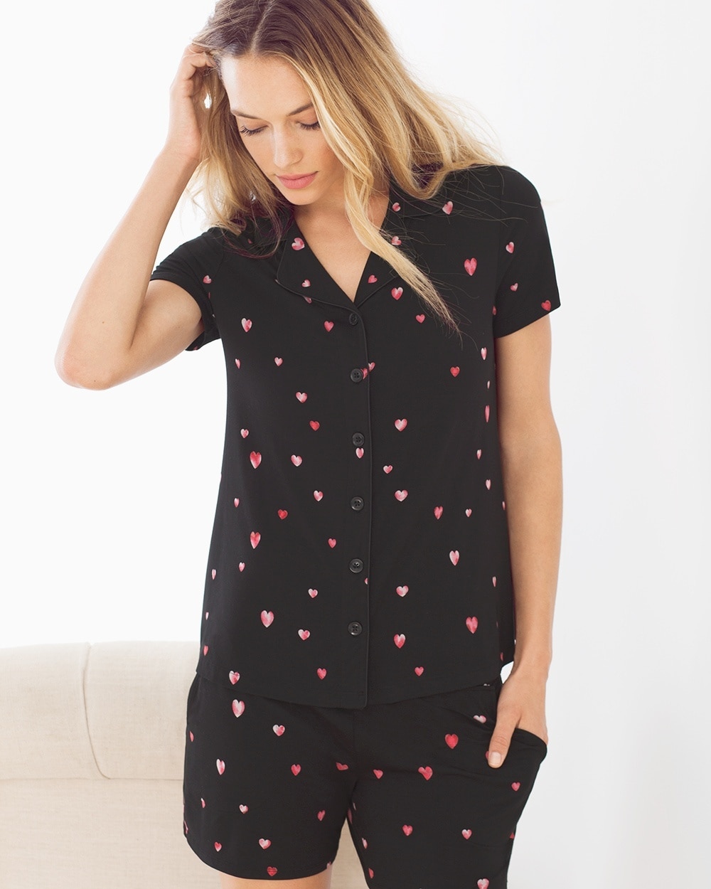 Cool Nights Notch Collar Short Sleeve Pajama Top Floating Hearts Black