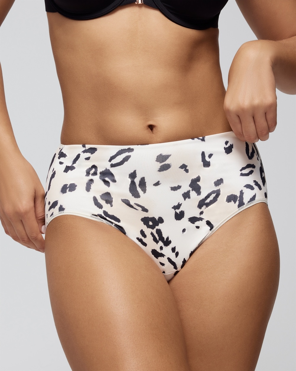 Women's Vanishing Tummy Modern Brief Underwear In Ivory Size Large 