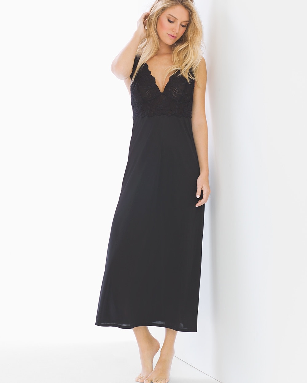 Natori Slinky Lace Nightgown Black