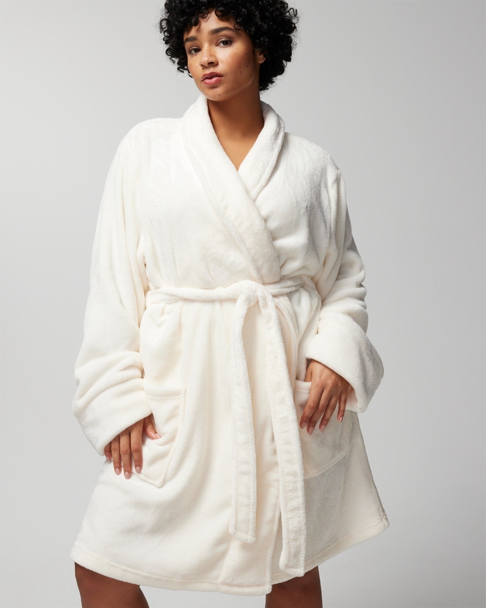 Soma Women's Plush Short Robe In Ivory Size 2xl |