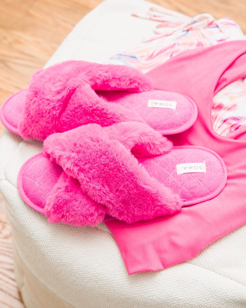 Crossover Slide Slipper