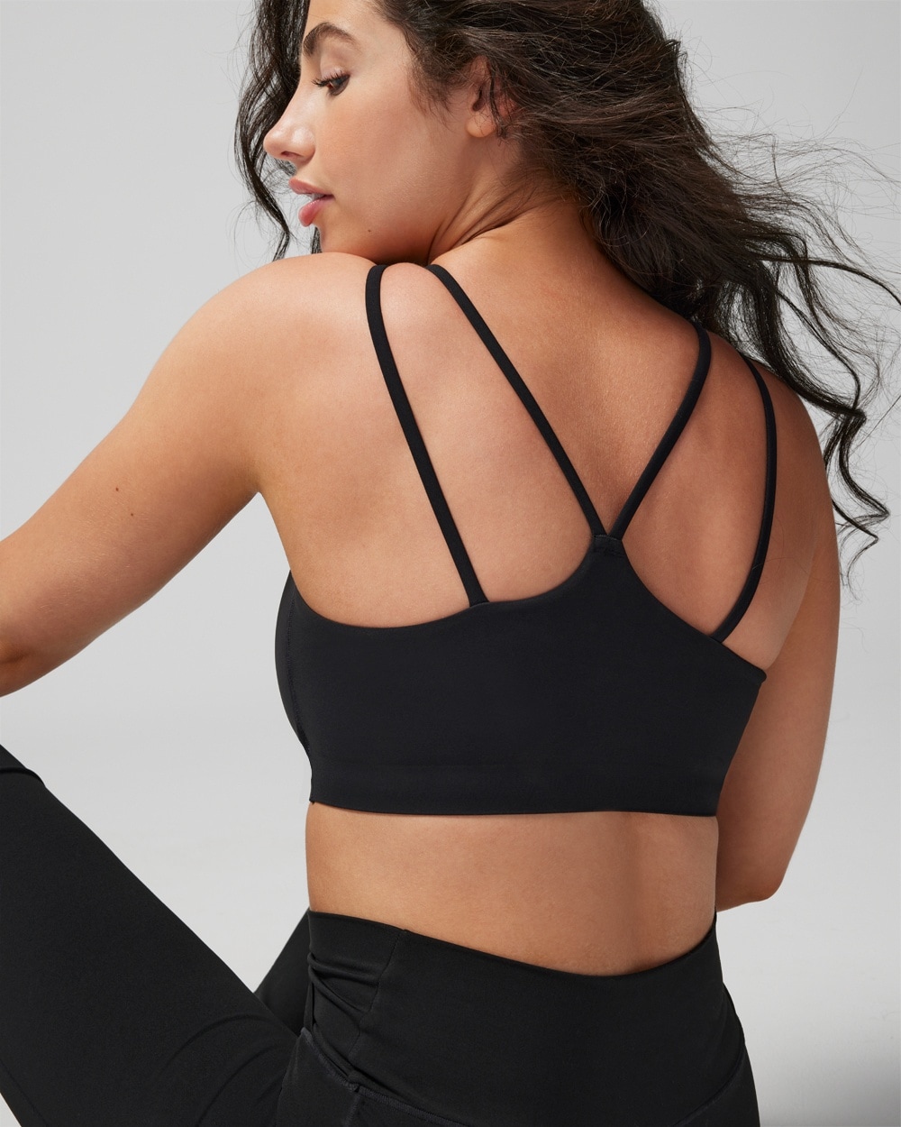 Womens Solid Seamless Thin Yoga Sports Bras Casual Cross Back Quick Dry Gym  Longline Support Bra Underwear Crop Tops : : Sports & Outdoors