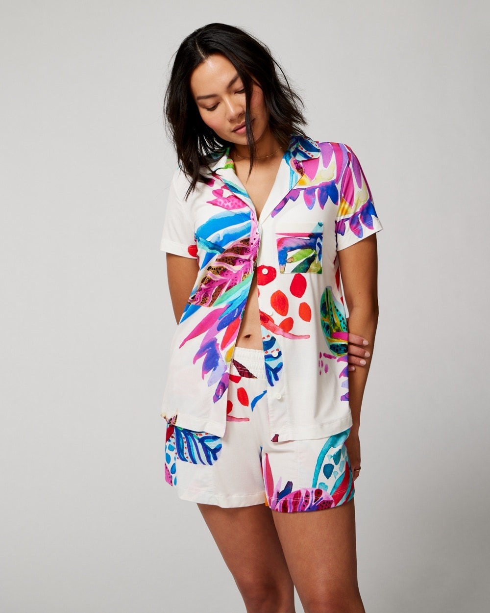 Soma Cool Nights Short Sleeve Notch Collar In Tropical White