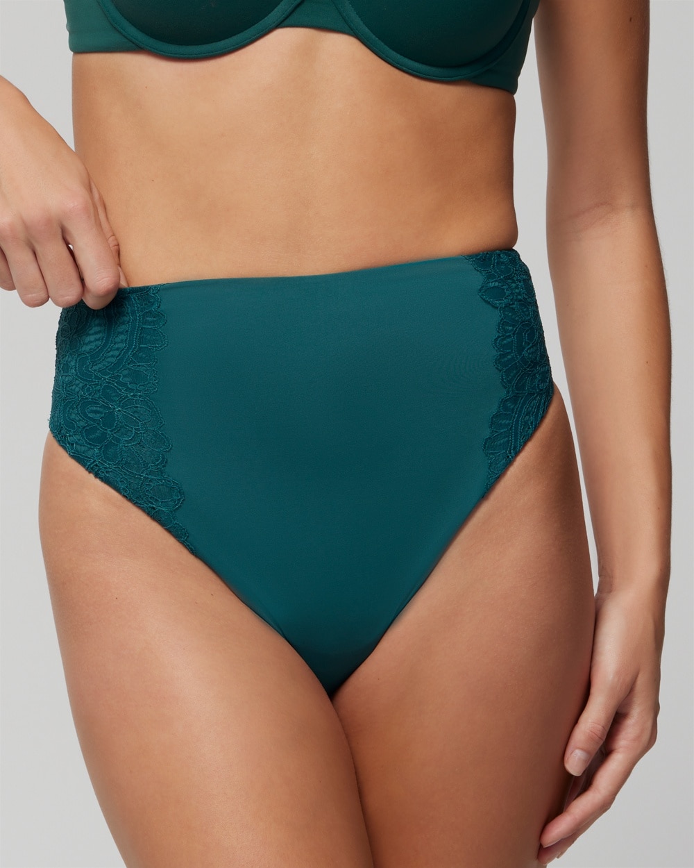 Soma Women's Vanishing Tummy Retro Thong With Lace Underwear In Green Size Small |