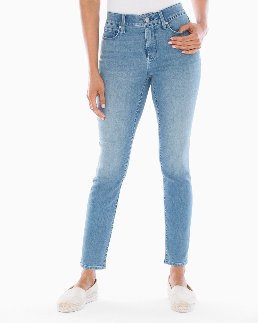 Style Essentials Slimming 5 Pocket Jeans Light Wash RG