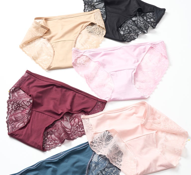 New Vanishing Lace Back Panties