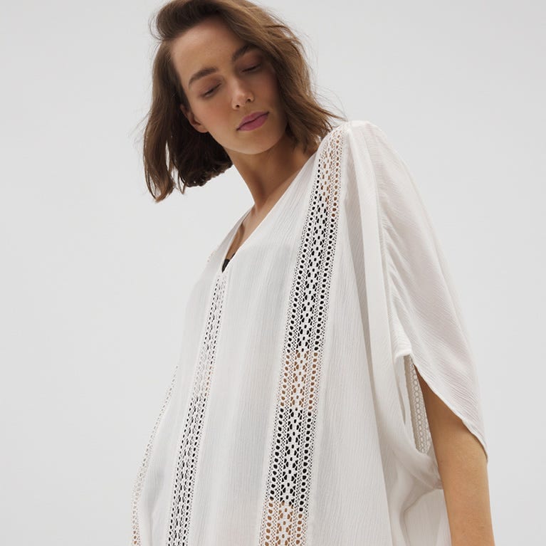 Coverups + Accesories