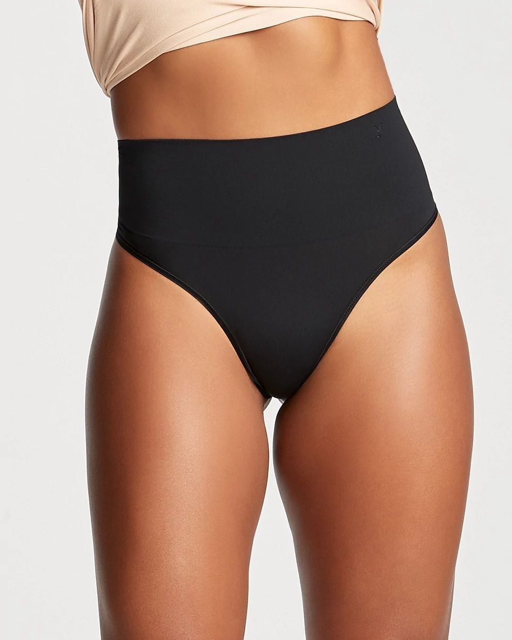 Yummie Ultralight Seamless Smoothing Thong