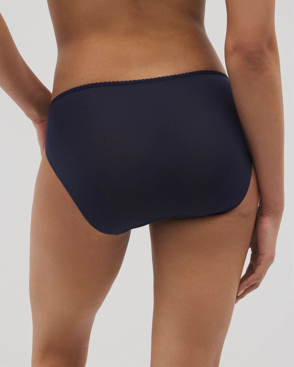 Vanishing Edge Hipster Panty with Sensuous Lace