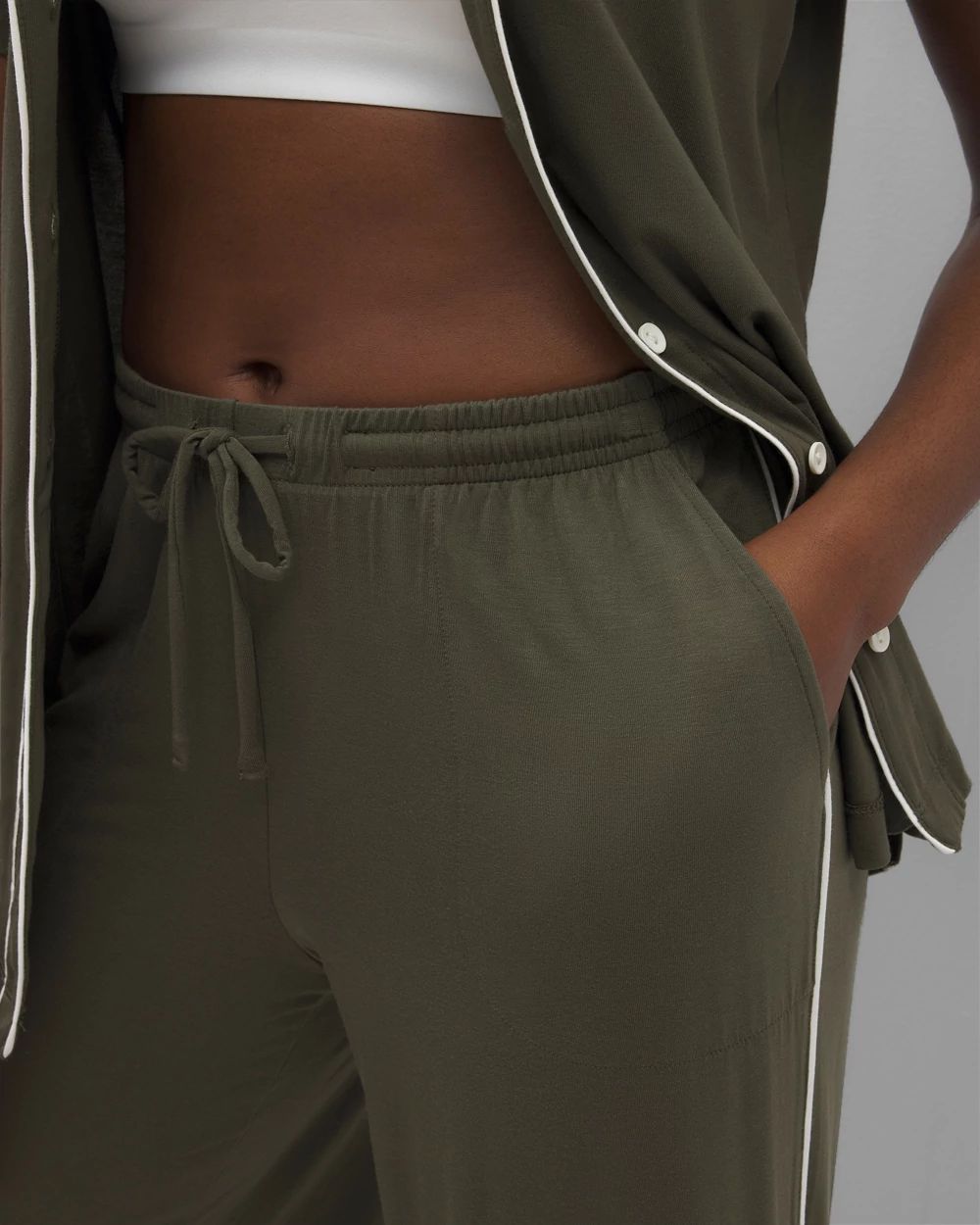 Cool Nights Solid Piped Crop Pajama Pant
