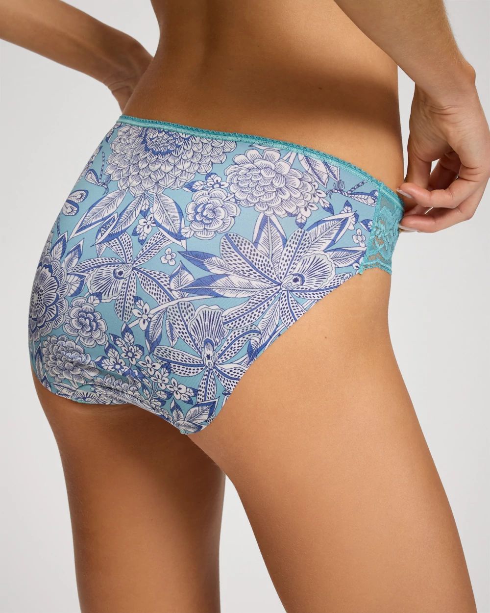 Vanishing Edge Hipster Panty with Lace