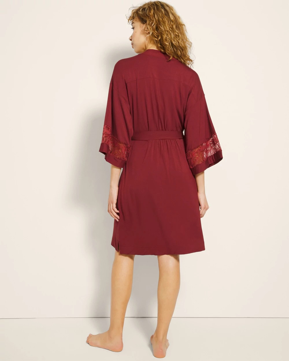 Robe With Lace