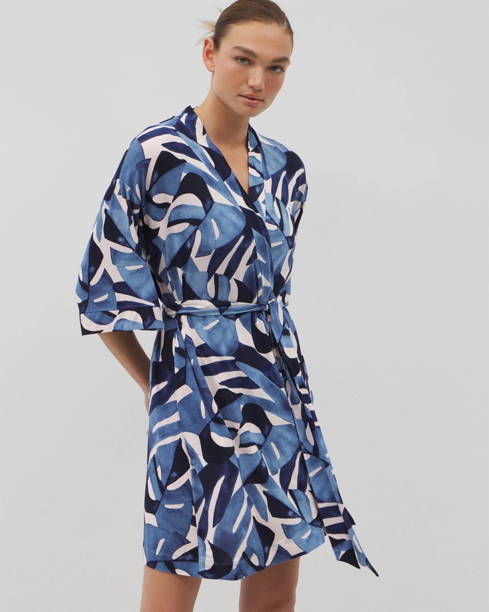 Cool Nights Short Robe