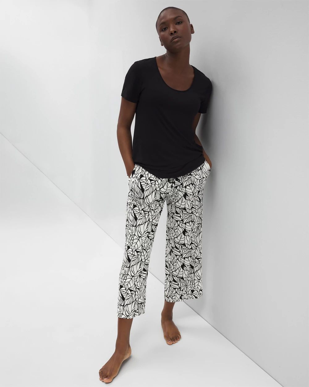 Cool Nights Short-Sleeve + Cropped Pants Pajama Set