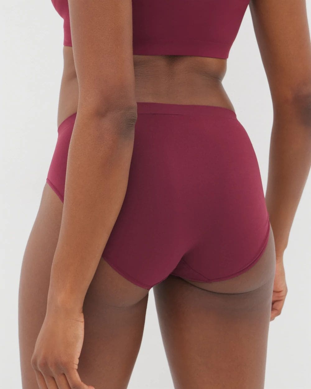 Seamless High-Leg Panty
