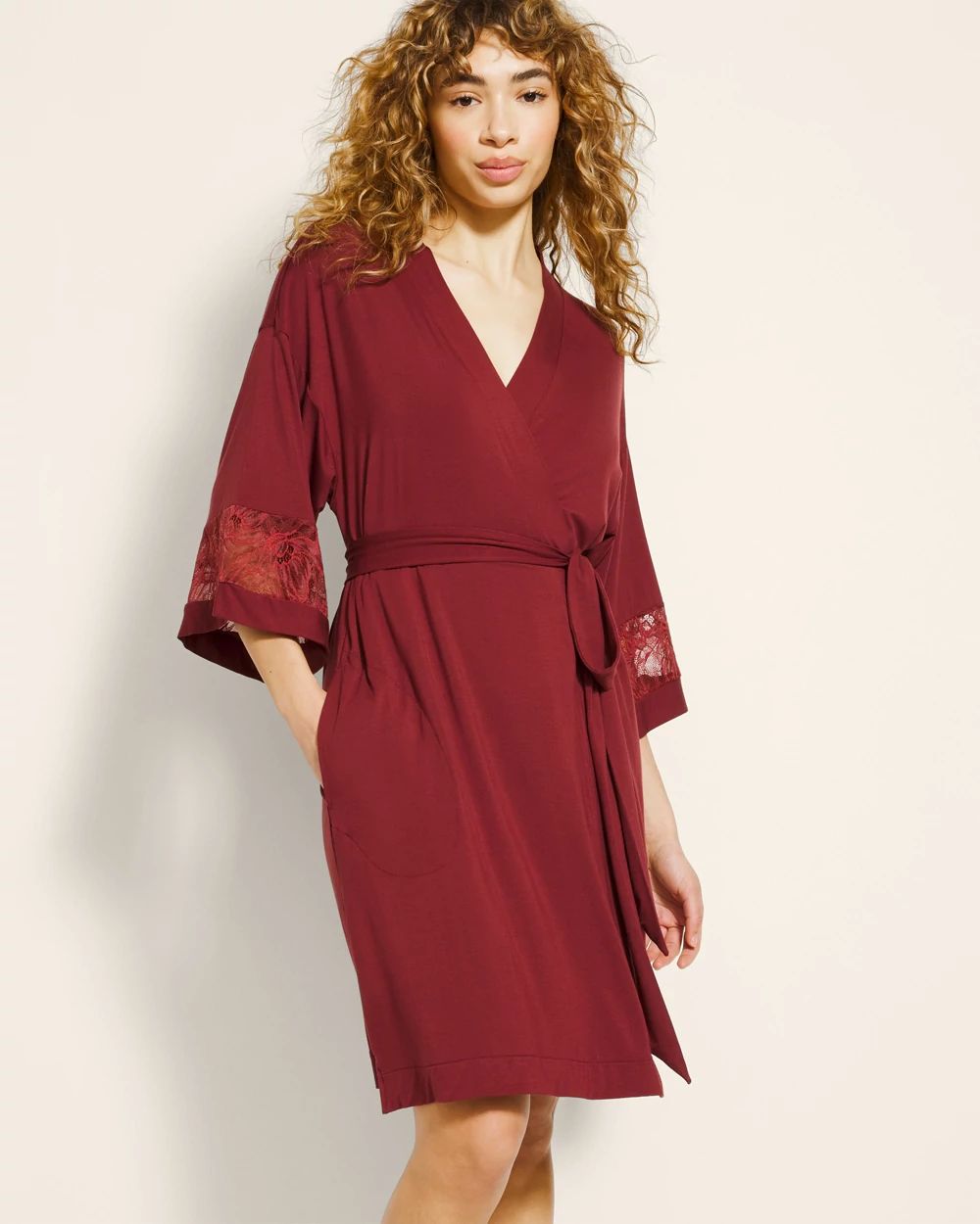 Robe With Lace