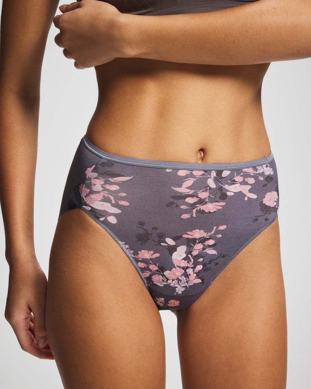 Vanishing Edge High-Leg Panty