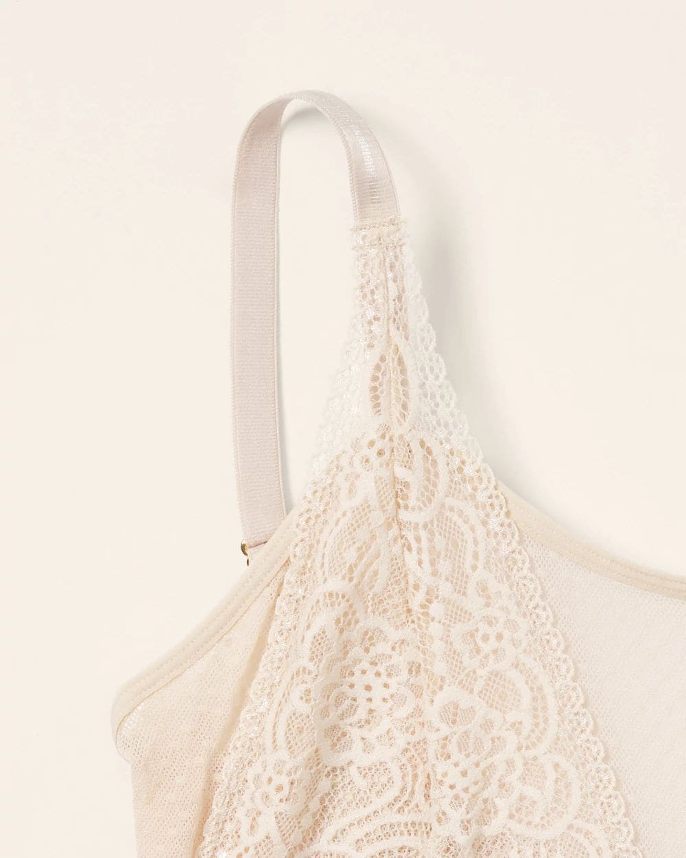 AnaOno Wireless Pocketed Cupless Lace Bralette