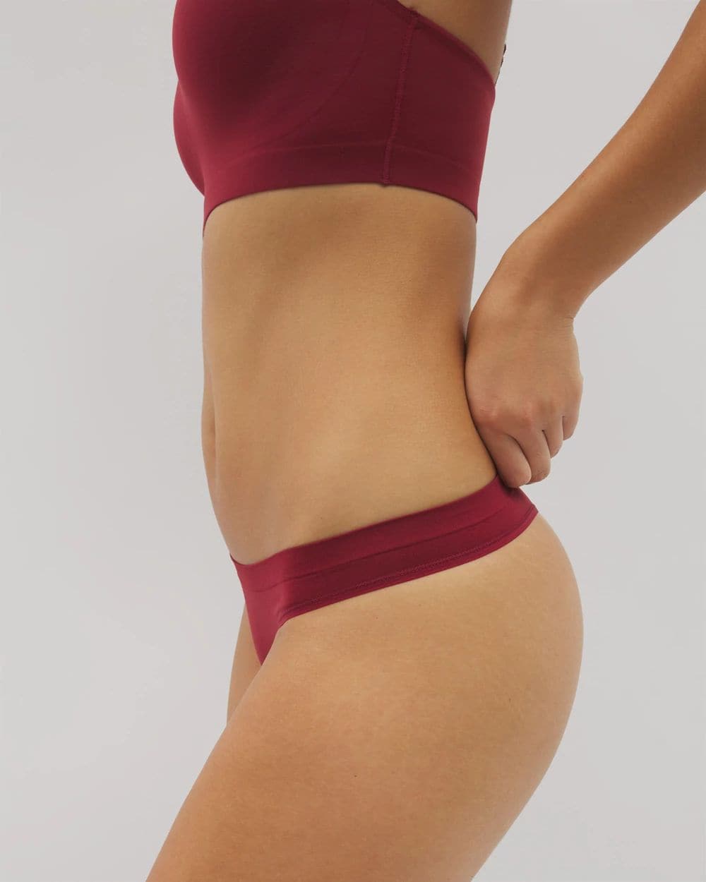 Seamless Thong Panty
