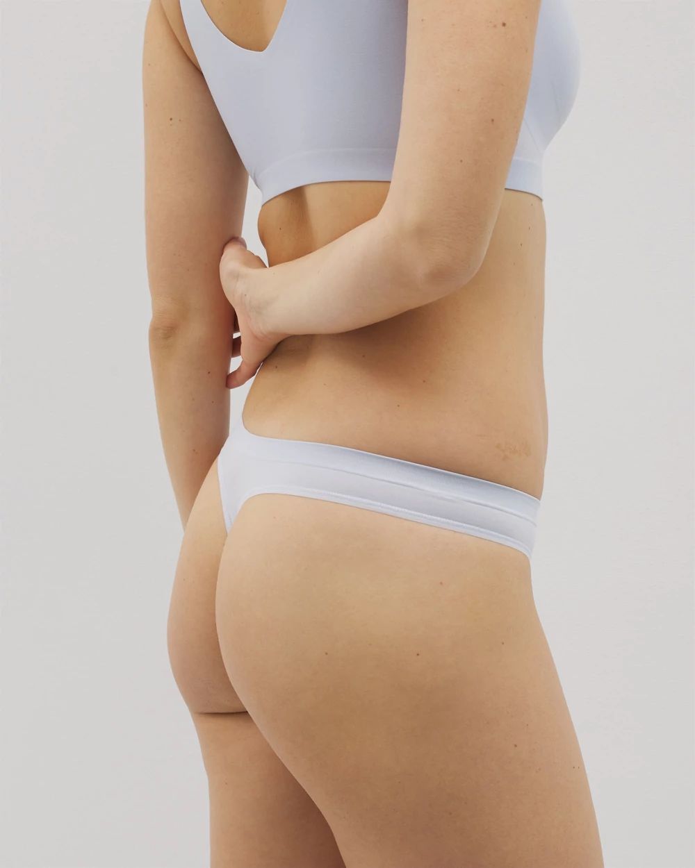Seamless Thong Panty