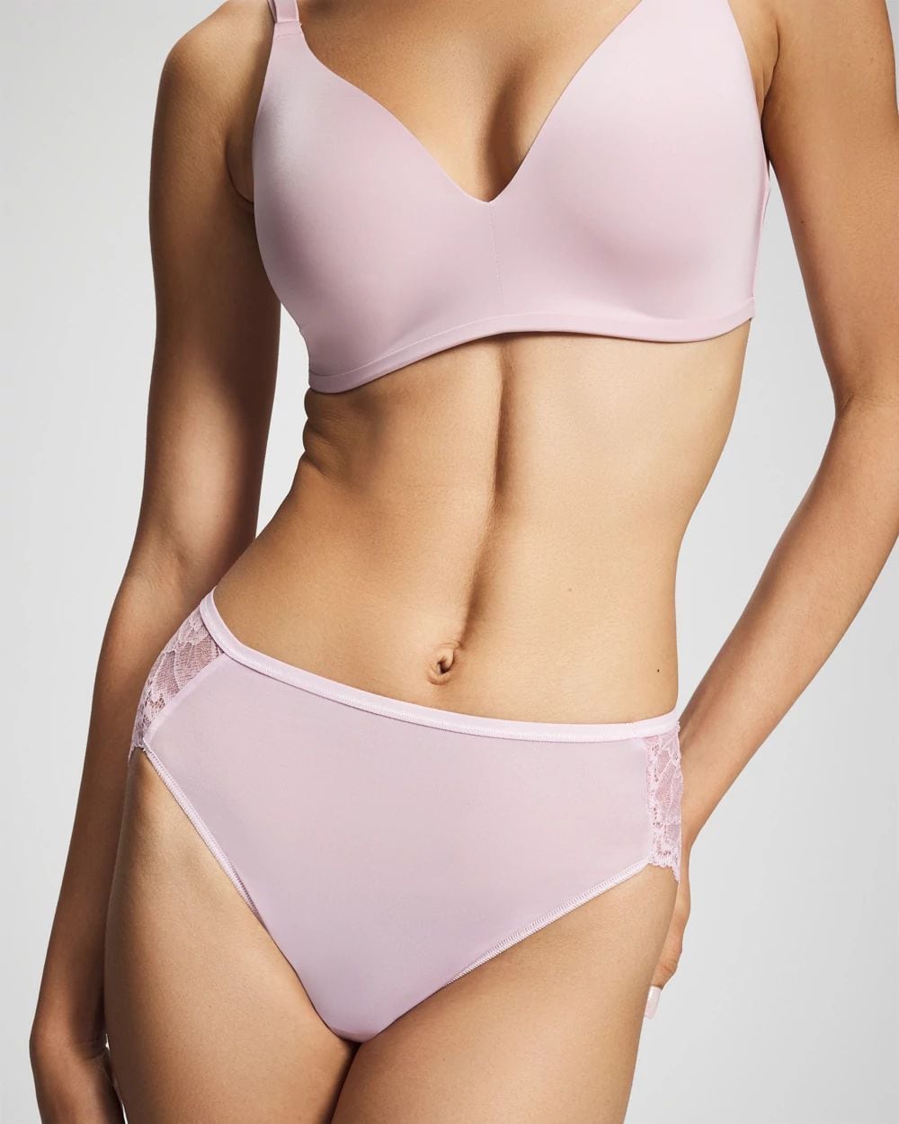 Vanishing Edge Lace Back High-Leg Panty