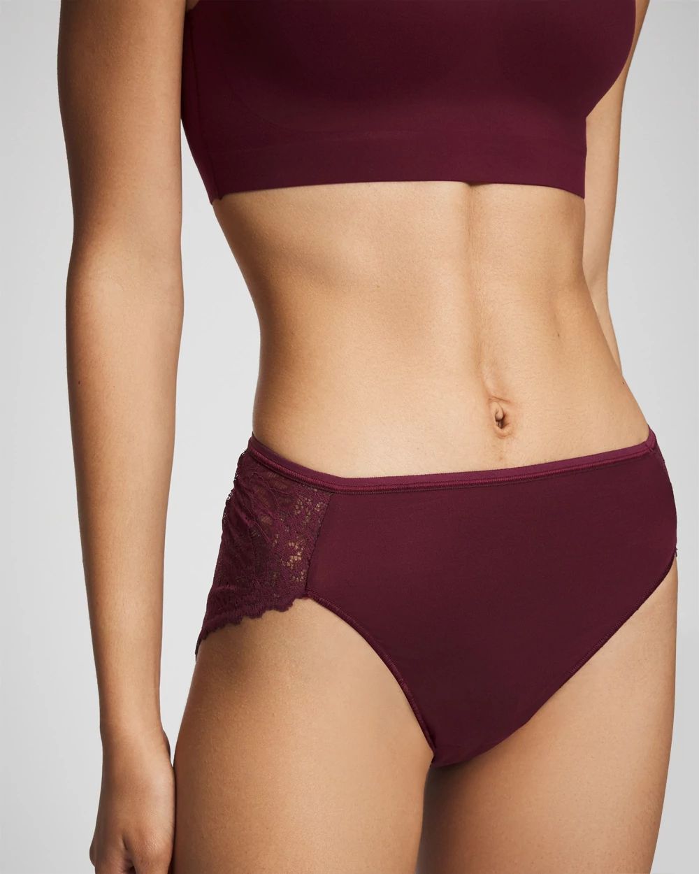 Vanishing Edge Lace Back High-Leg Panty