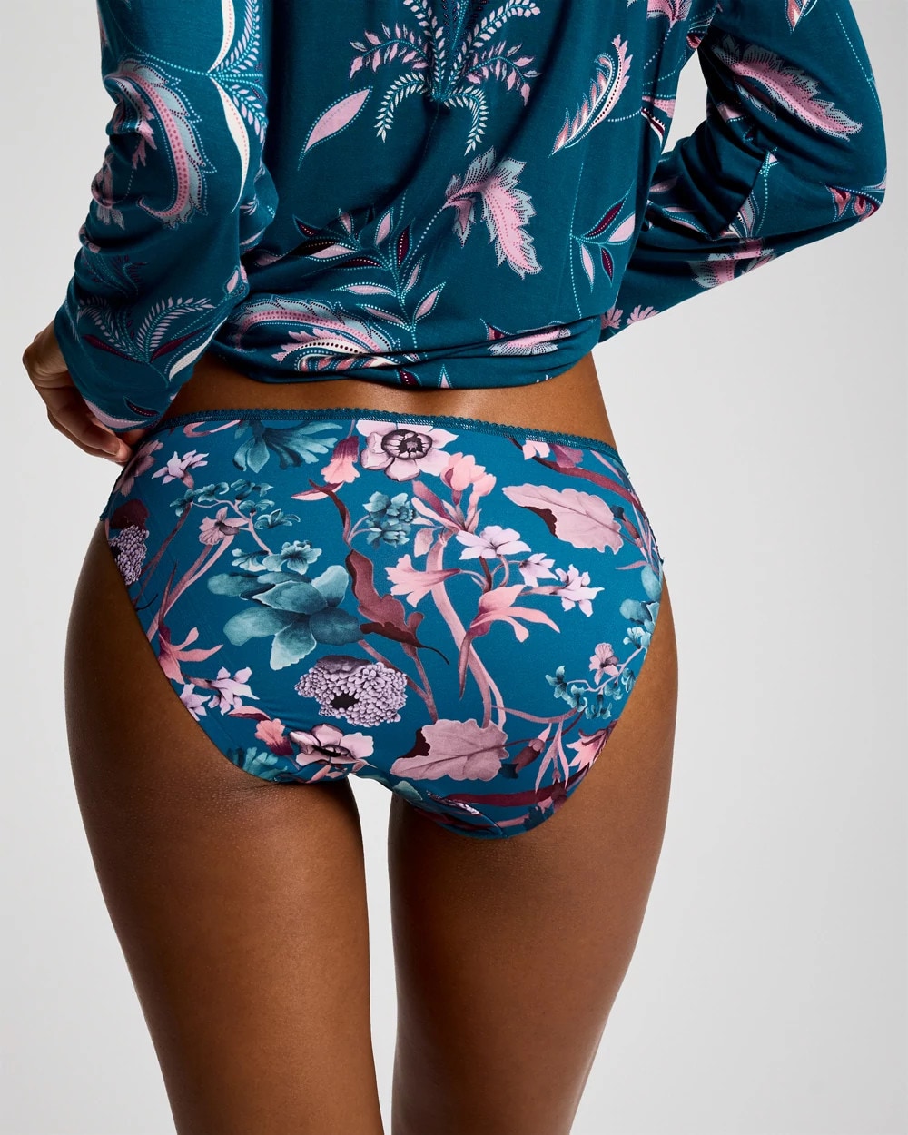 Bikini Panty with Lace