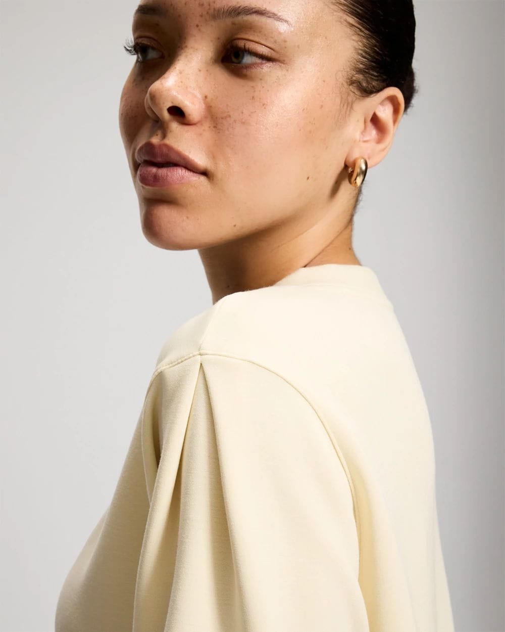 Modern Modal Puff Sleeve V-Neck Sweatshirt