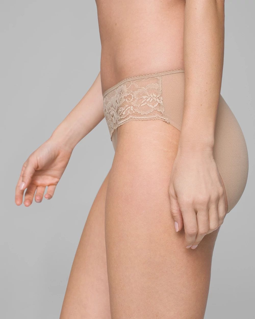 Vanishing Edge Hipster Panty with Lace