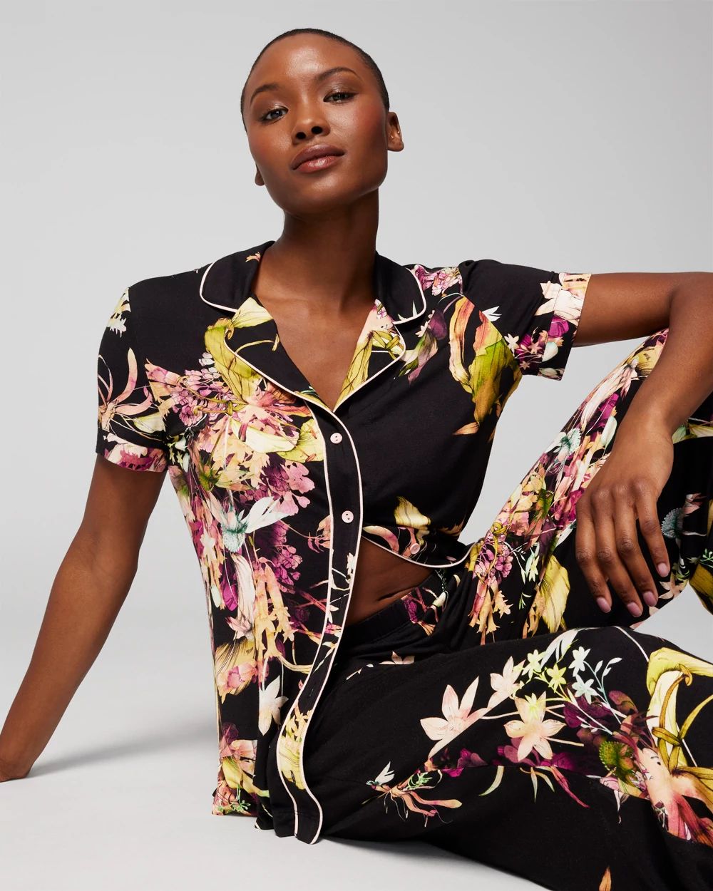 Piped Short Sleeve Notch Collar Pajama Top