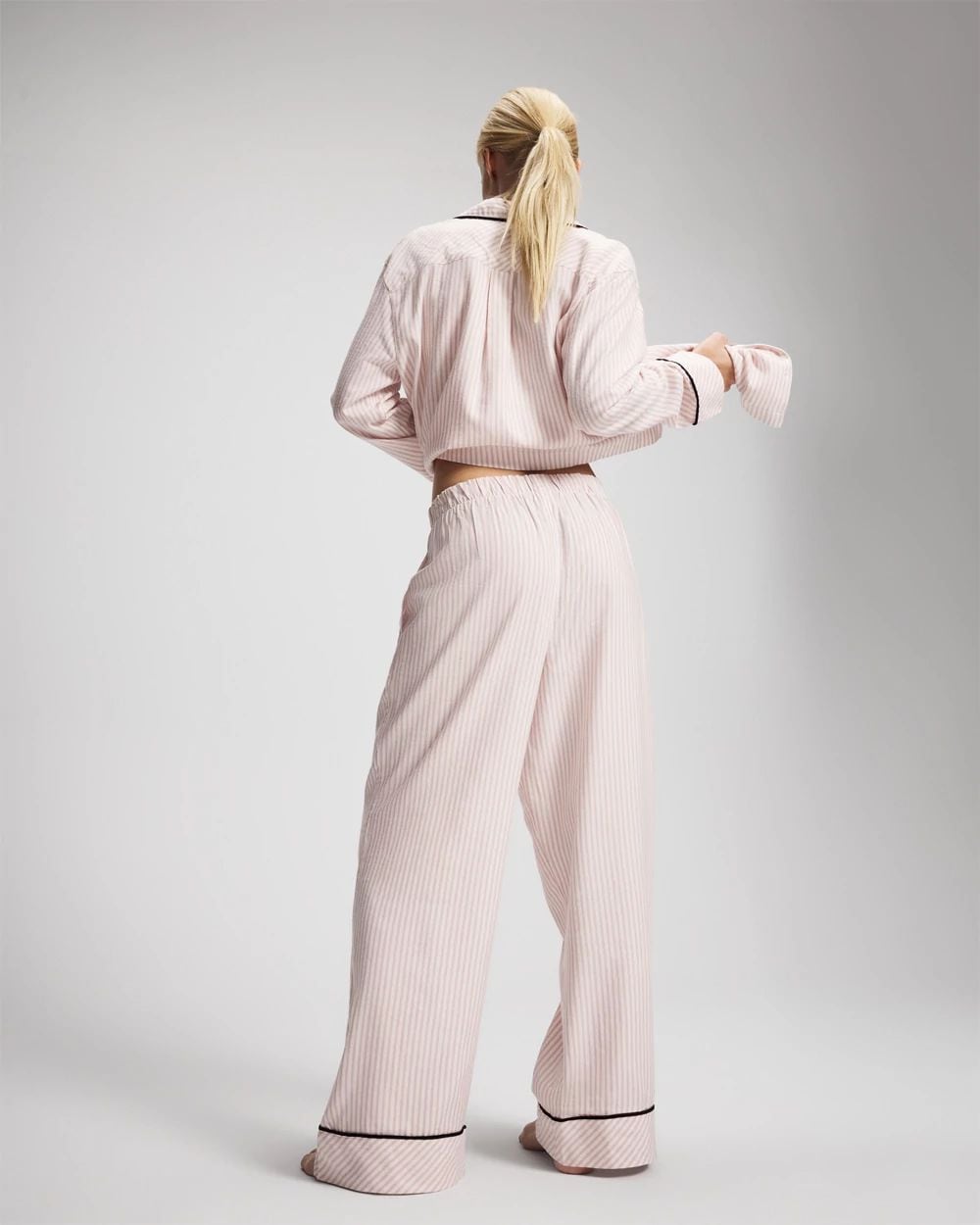 Velvet Piped Relaxed Pajama Pant click to view larger image.