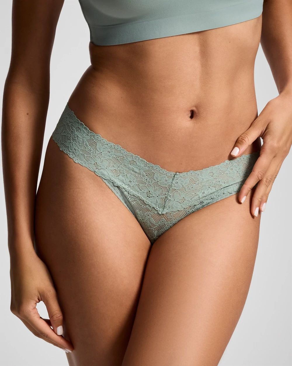 Perfect Lace Thong Panty