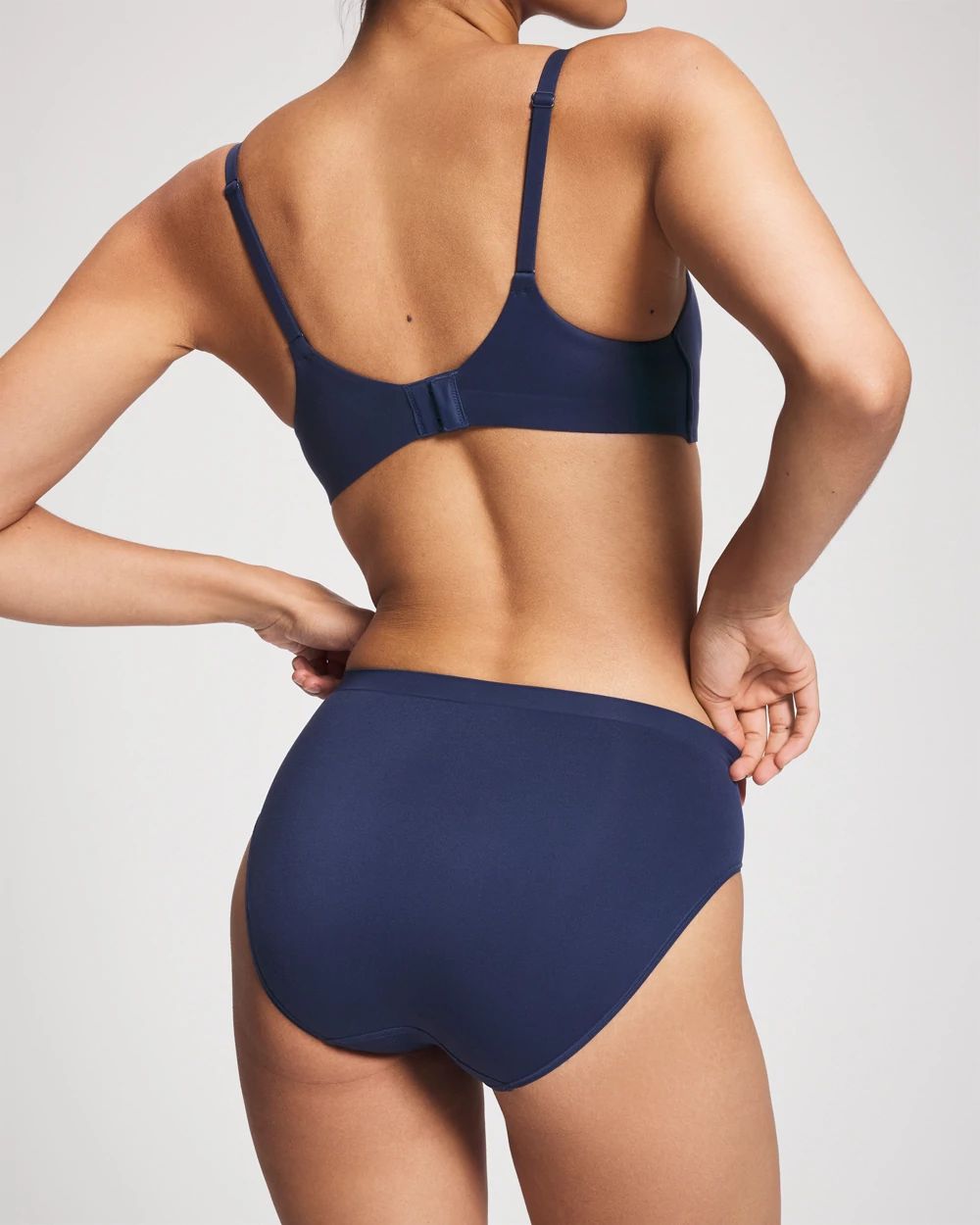 Seamless High-Leg Panty