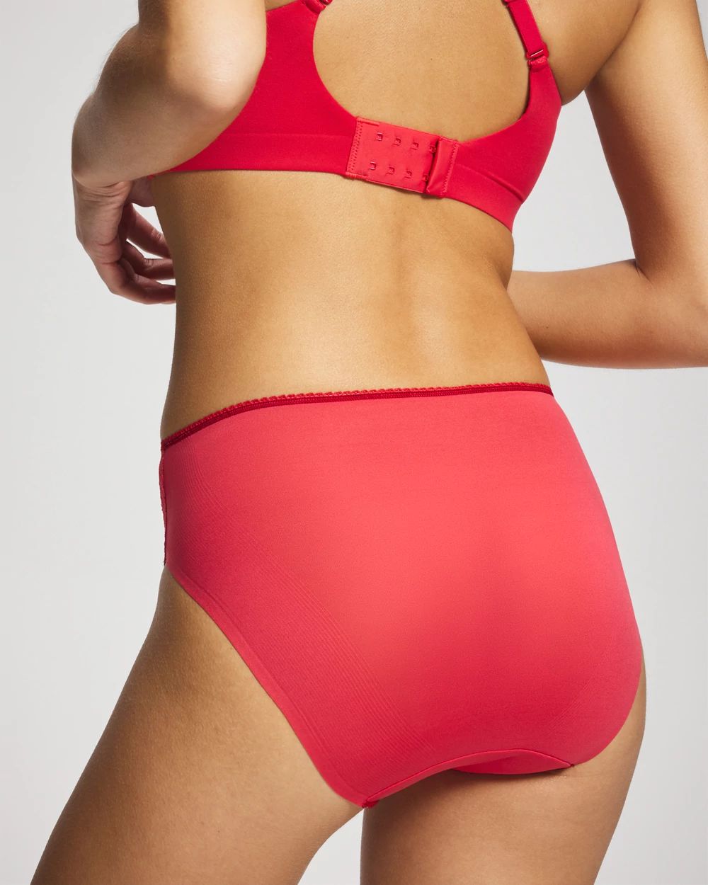 Vanishing Edge High-Leg Panty with Lace