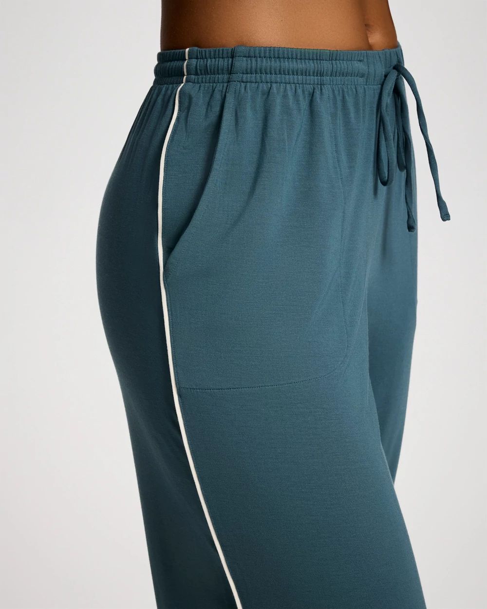 Cool Nights Solid Piped Crop Pajama Pant