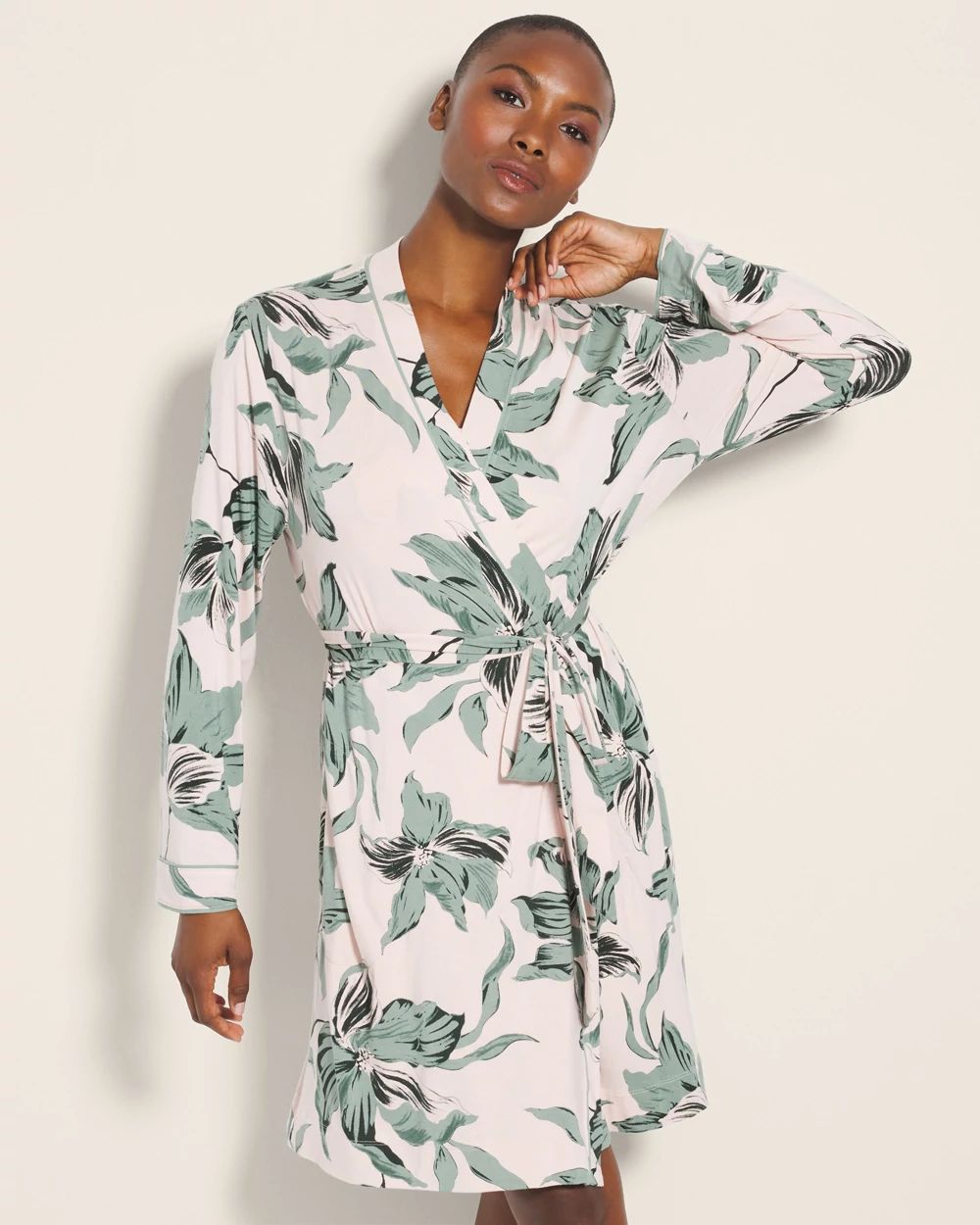 Piped Short Robe