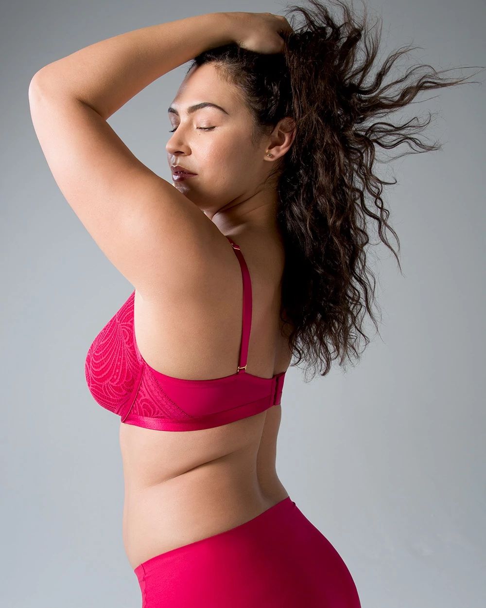 Idyllic Lace Plunge