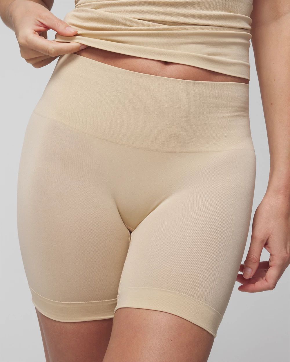 Seamless Ultralight Smoothing Short click to view larger image.