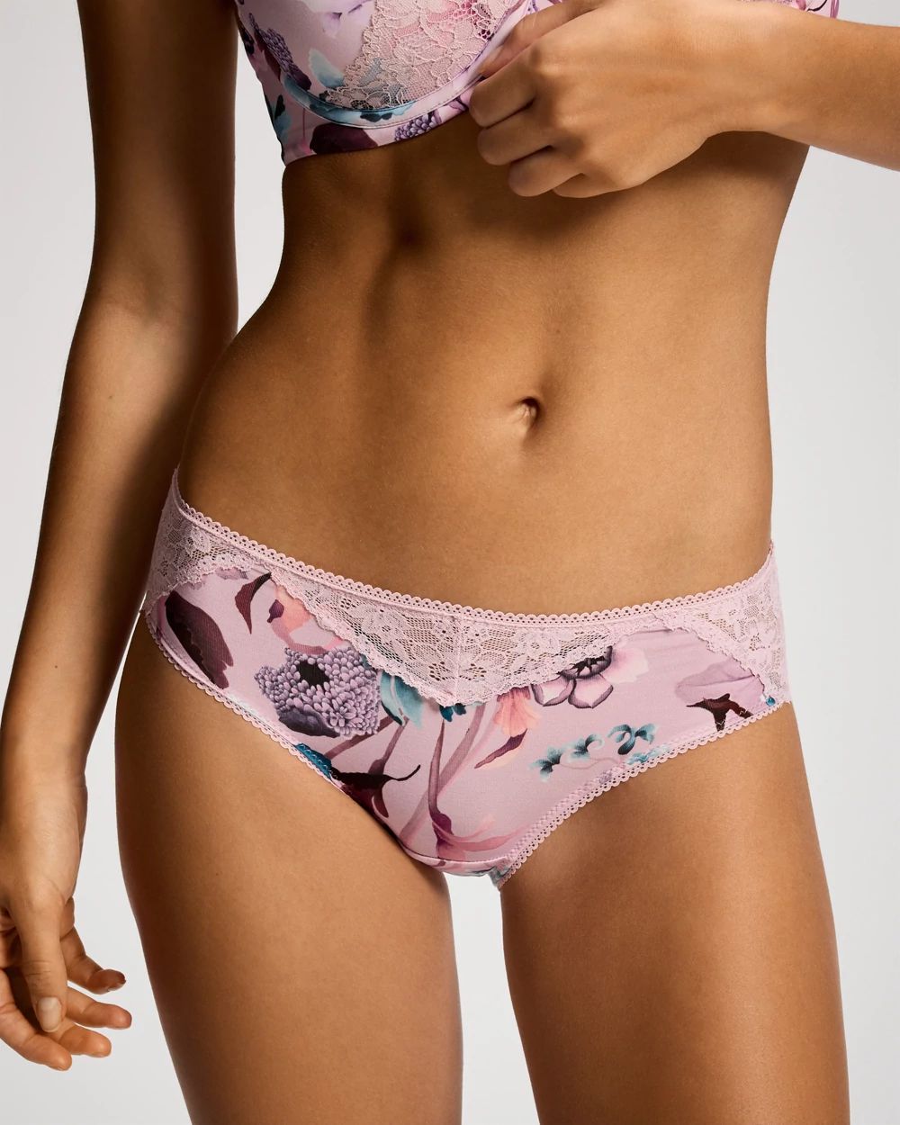 Embraceable Floral Lace Hipster Panty 