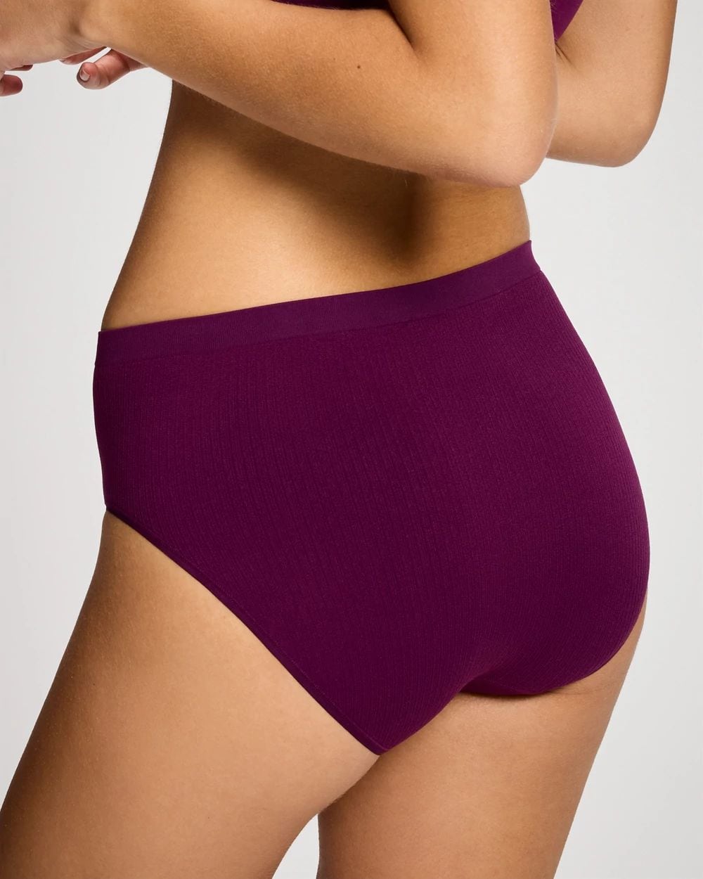 Seamless Rib High-Leg Panty click to view larger image.