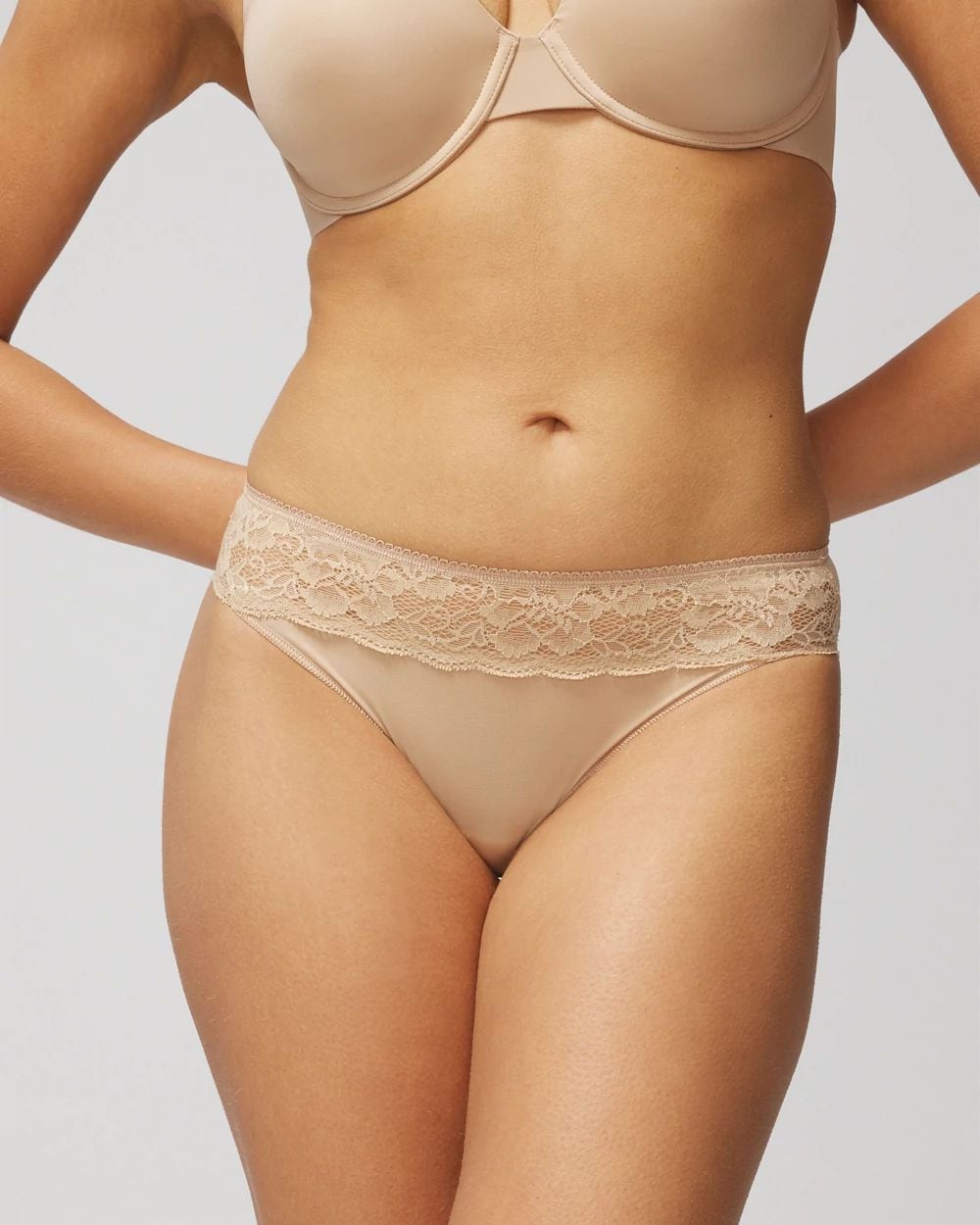 Vanishing Edge Thong Panty with Lace Trim
