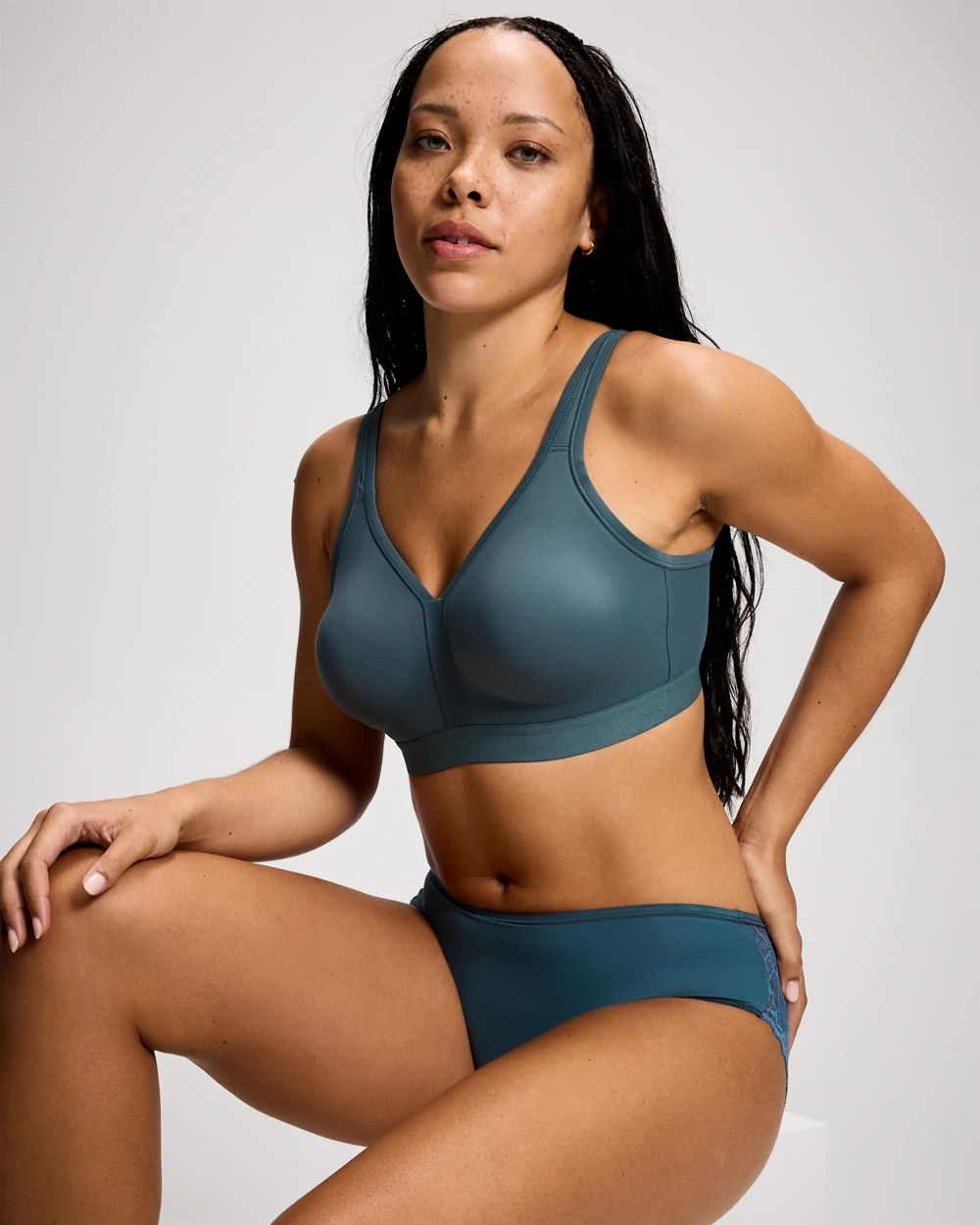 Wireless Unlined Full Coverage Bra click to view larger image.