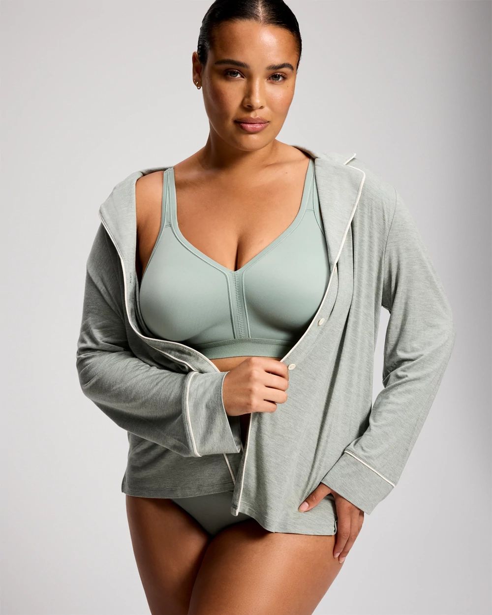 Wireless Unlined Full Coverage Bra click to view larger image.