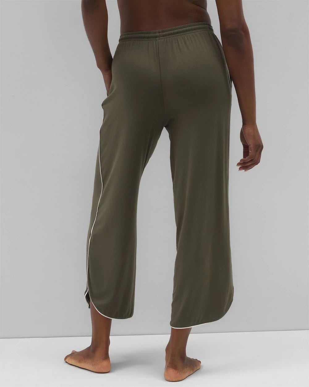 Solid Piped Crop Pajama Pant