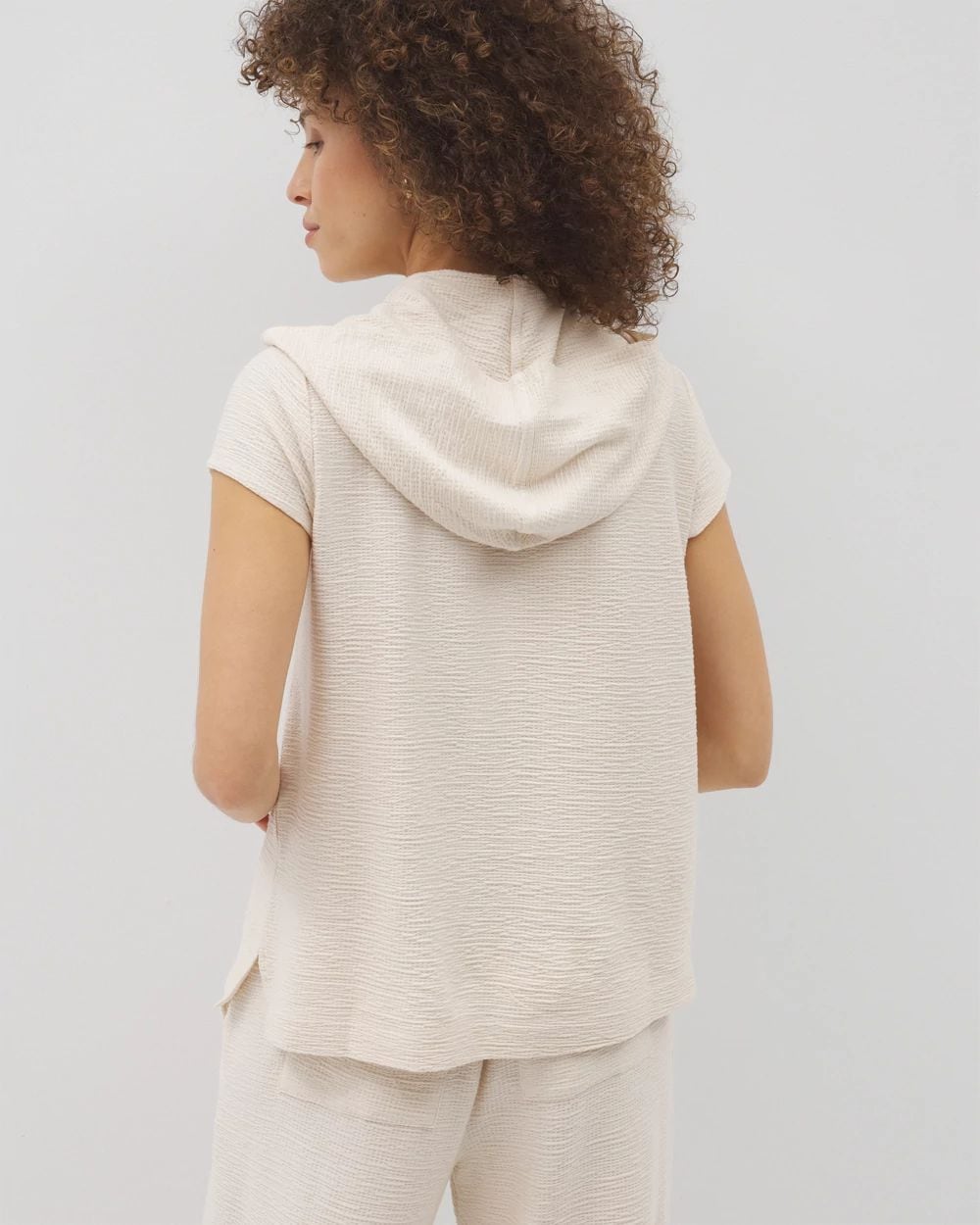 Crinkle Knit Short Sleeve V-Neck Hoodie