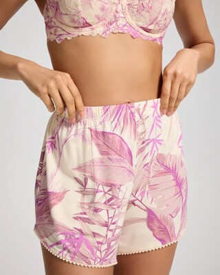 Relaxed Pom Trim Pajama Shorts click to view larger image.